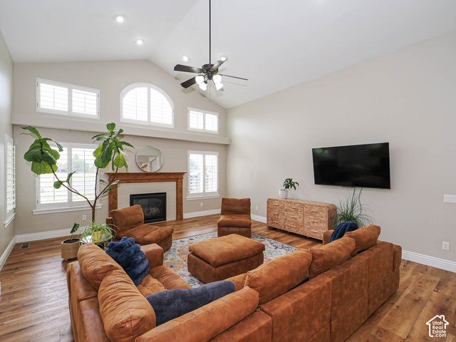 1239 WILLOWBROOK LN, Kaysville, UT 84037
