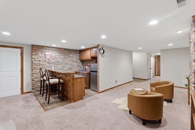 15706 E Woodcreek St, Wichita, KS 67230