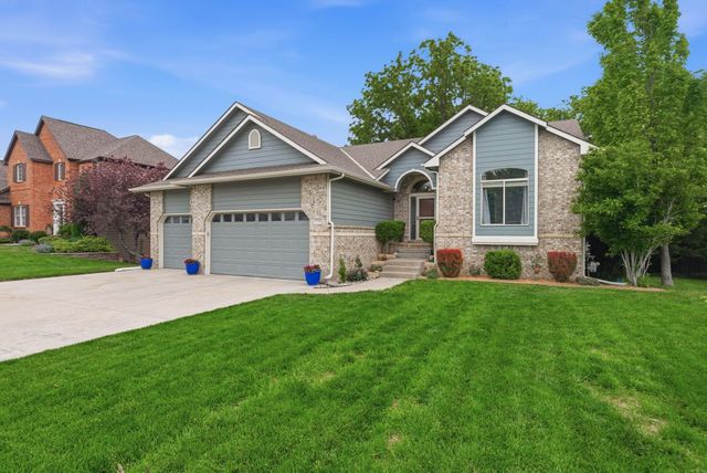 15706 E Woodcreek St, Wichita, KS 67230