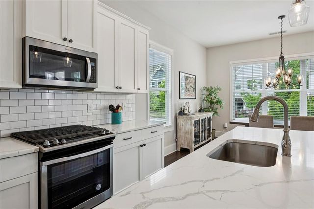 2035 Drew Drive NW, Atlanta, GA 30318