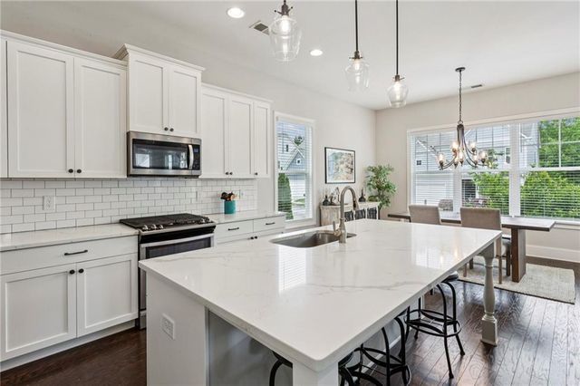 2035 Drew Drive NW, Atlanta, GA 30318