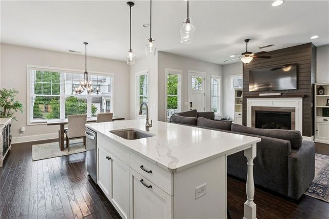 2035 Drew Drive NW, Atlanta, GA 30318