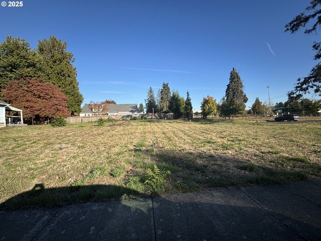 726 Se TAMPA St, Camas, WA 98607