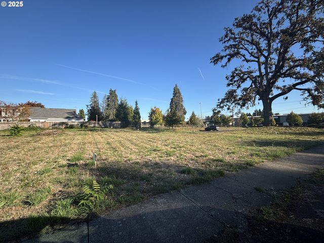 726 Se TAMPA St, Camas, WA 98607