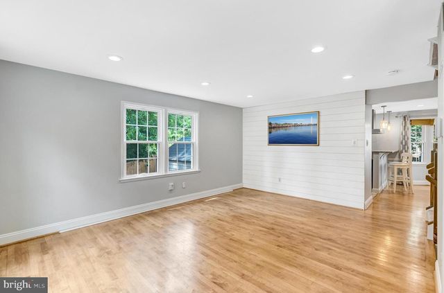 245 GUNDRY DR, Falls Church, VA 22046