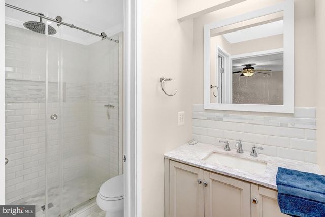 245 GUNDRY DR, Falls Church, VA 22046