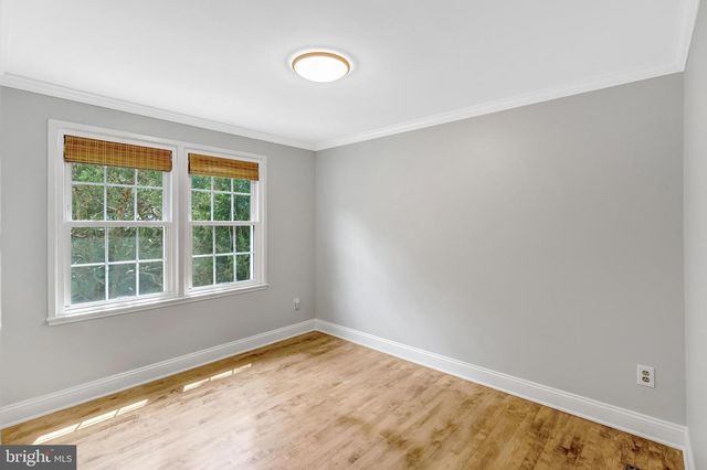 245 GUNDRY DR, Falls Church, VA 22046