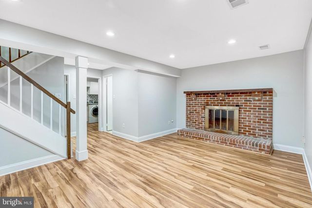 245 GUNDRY DR, Falls Church, VA 22046