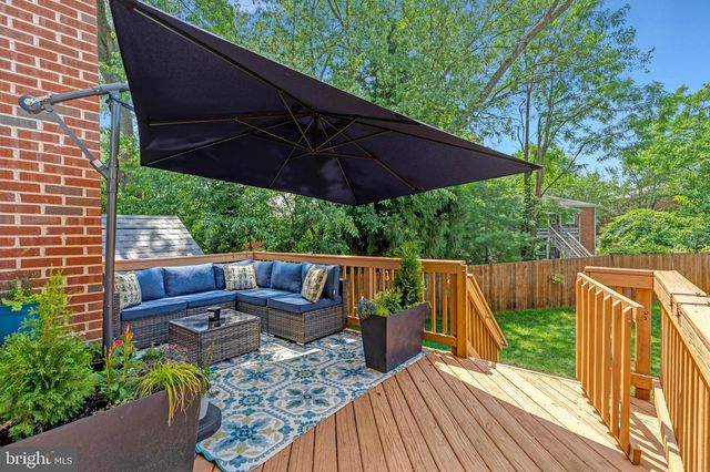 245 GUNDRY DR, Falls Church, VA 22046