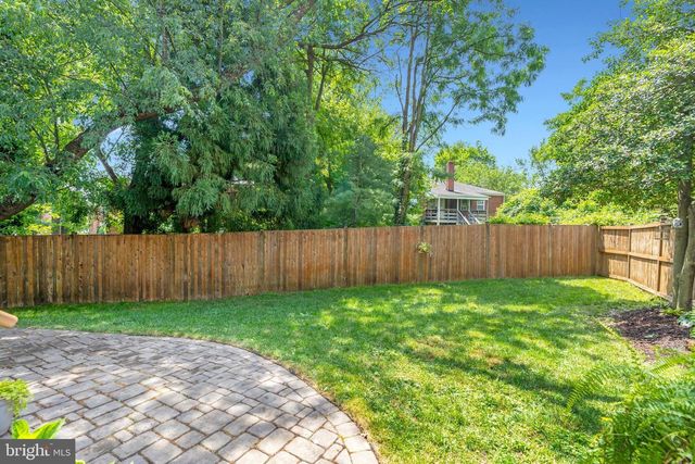 245 GUNDRY DR, Falls Church, VA 22046