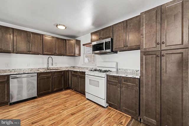 14656 DEXTER CT, Woodbridge, VA 22193