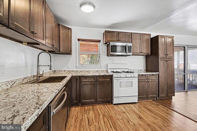 14656 DEXTER CT, Woodbridge, VA 22193