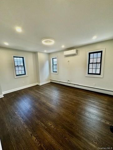191 Brixton Road S, Garden City, NY 11530