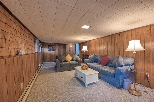 16 Sudbury St, Brockton, MA 02301