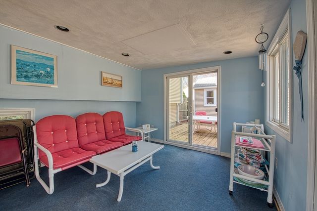 16 Sudbury St, Brockton, MA 02301