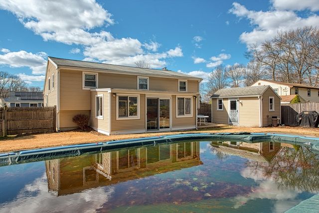 16 Sudbury St, Brockton, MA 02301