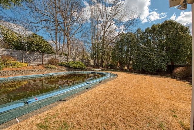 16 Sudbury St, Brockton, MA 02301