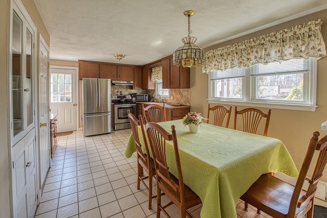 16 Sudbury St, Brockton, MA 02301