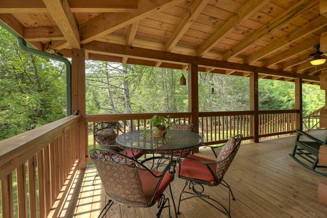 656 Newberry Drive, Ellijay, GA 30536