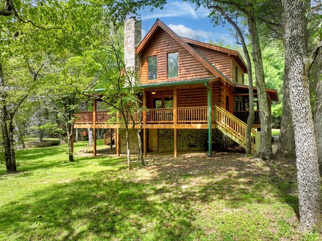 656 Newberry Drive, Ellijay, GA 30536