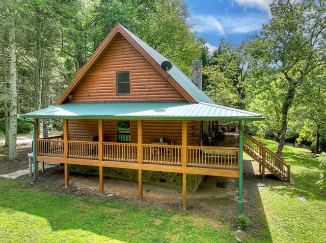 656 Newberry Drive, Ellijay, GA 30536