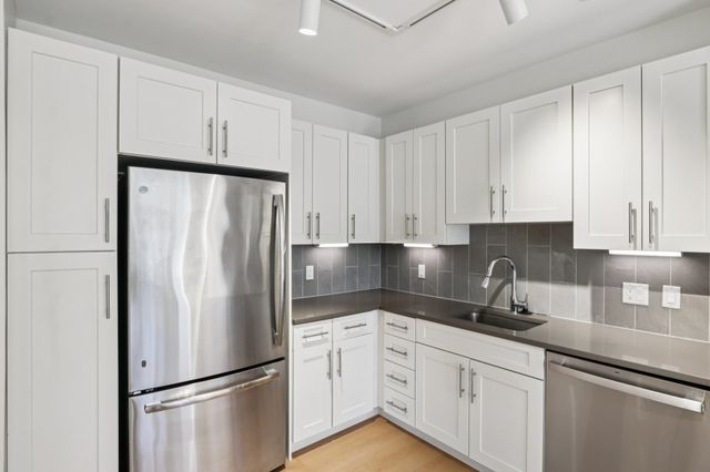 77 New 224, Cambridge, MA 02138