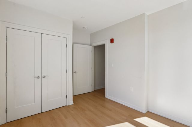 77 New 224, Cambridge, MA 02138