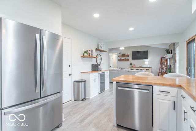 5294 Ridge Hill Way, Avon, IN 46123