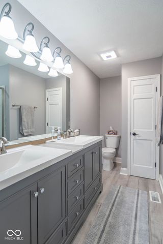 5294 Ridge Hill Way, Avon, IN 46123