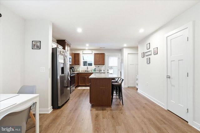 38 BIBURY ST, Martinsburg, WV 25405