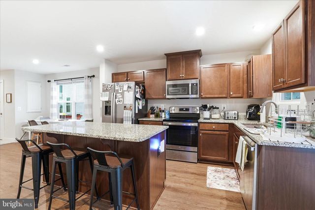 38 BIBURY ST, Martinsburg, WV 25405