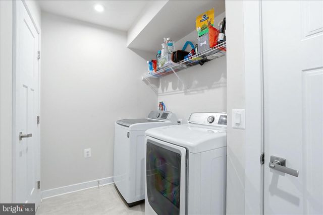 38 BIBURY ST, Martinsburg, WV 25405