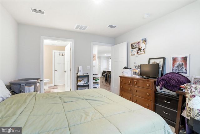 38 BIBURY ST, Martinsburg, WV 25405