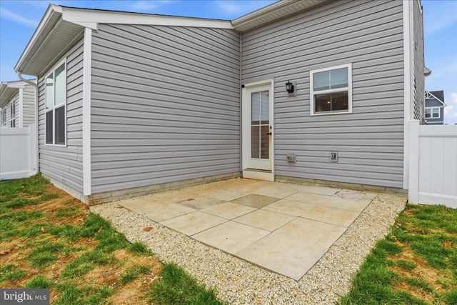 38 BIBURY ST, Martinsburg, WV 25405