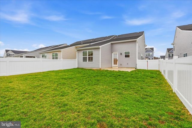 38 BIBURY ST, Martinsburg, WV 25405