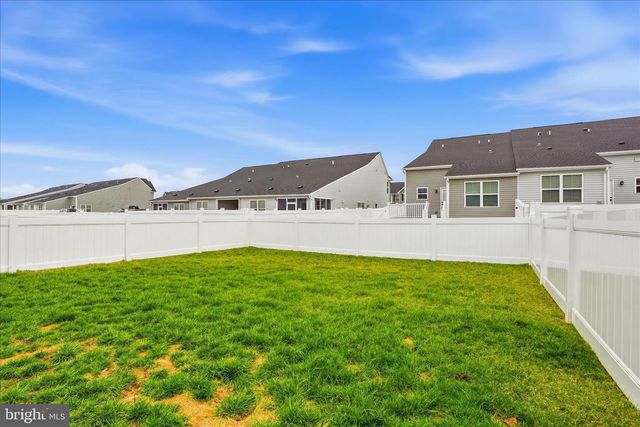 38 BIBURY ST, Martinsburg, WV 25405