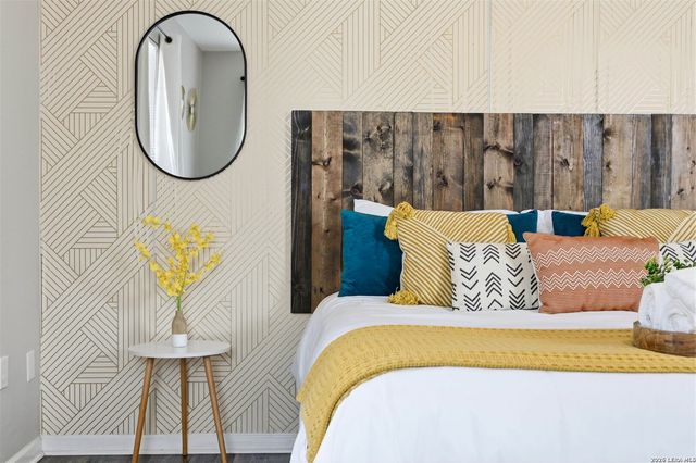 230 Thompson, San Antonio, TX 78225