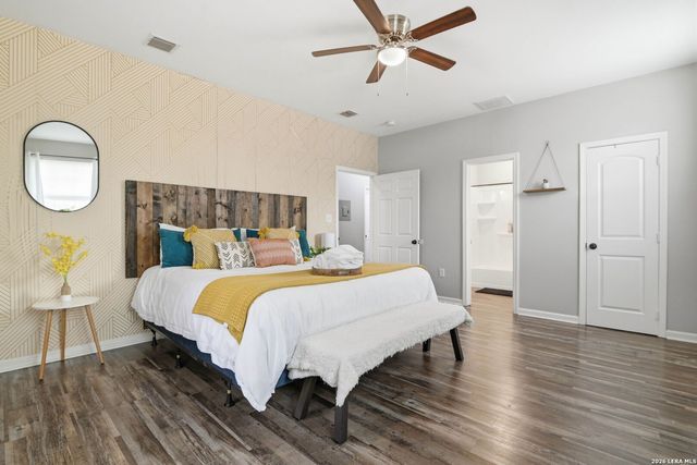 230 Thompson, San Antonio, TX 78225