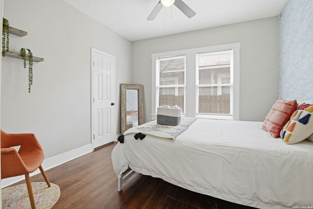 230 Thompson, San Antonio, TX 78225