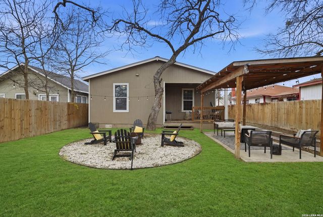 230 Thompson, San Antonio, TX 78225