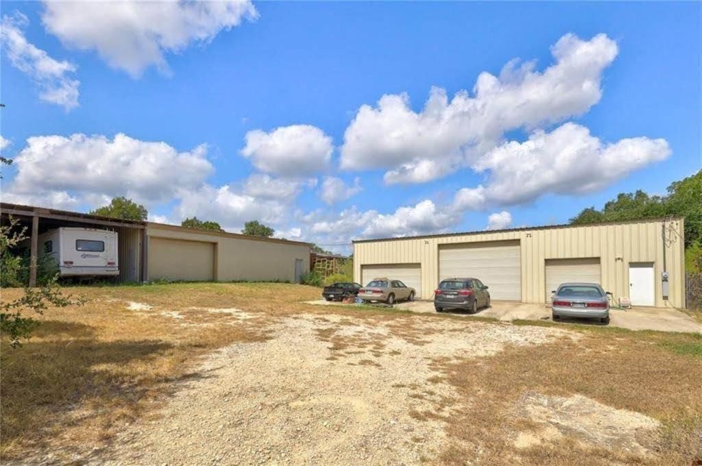 17200 Sleepy Hollow DR 3, Lago Vista, TX 78645
