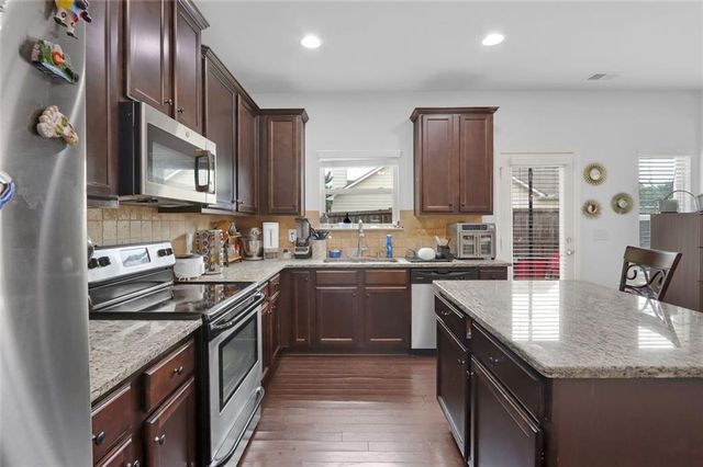 860 Pine Arbor Lane, Lawrenceville, GA 30043