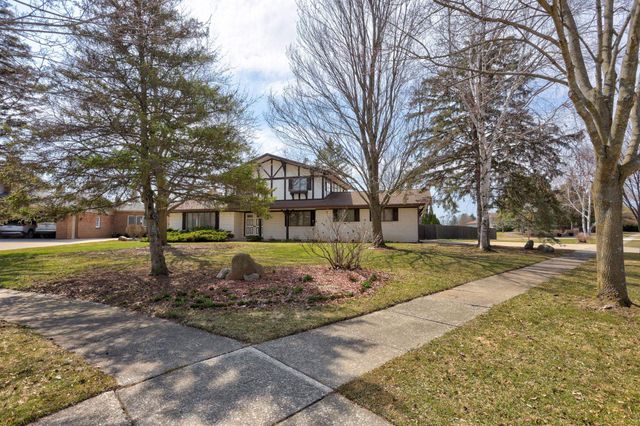 1 Harlan Court, Frankenmuth, MI 48734