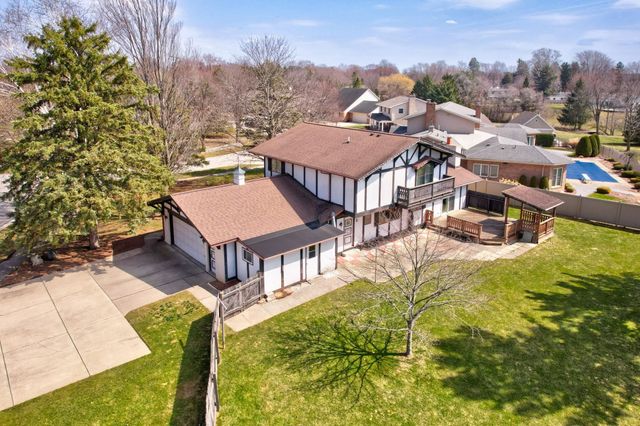 1 Harlan Court, Frankenmuth, MI 48734