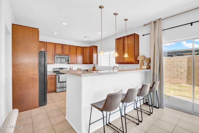 2929 N 37TH Street 10, Phoenix, AZ 85018