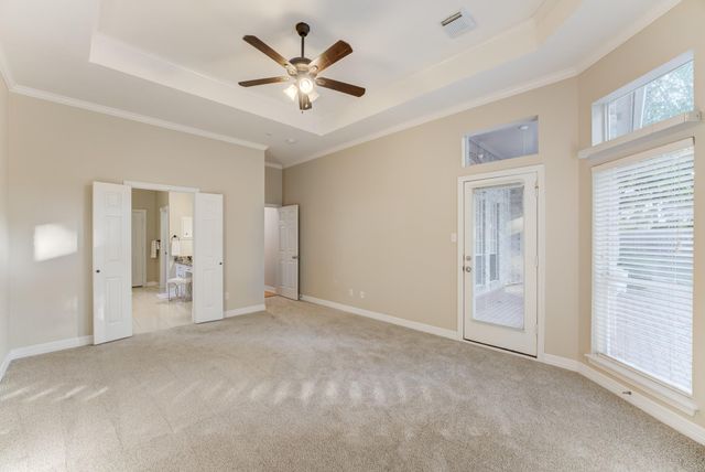 130 E Capstone Circle, The Woodlands, TX 77381