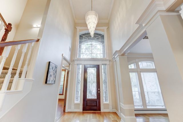 130 E Capstone Circle, The Woodlands, TX 77381