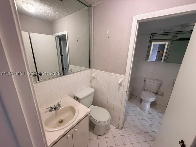 6278 W 22nd Ct 14, Hialeah, FL 33016