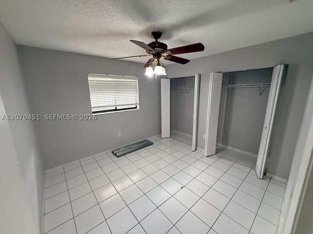 6278 W 22nd Ct 14, Hialeah, FL 33016