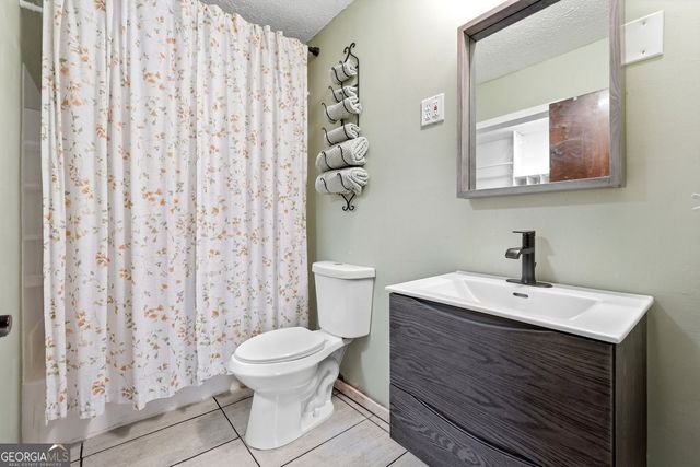 300 Fairview Court, Jasper, GA 30143